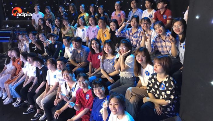 Trở th&agrave;nh kh&aacute;n giả cho c&aacute;c gameshow, chương tr&igrave;nh truyền h&igrave;nh